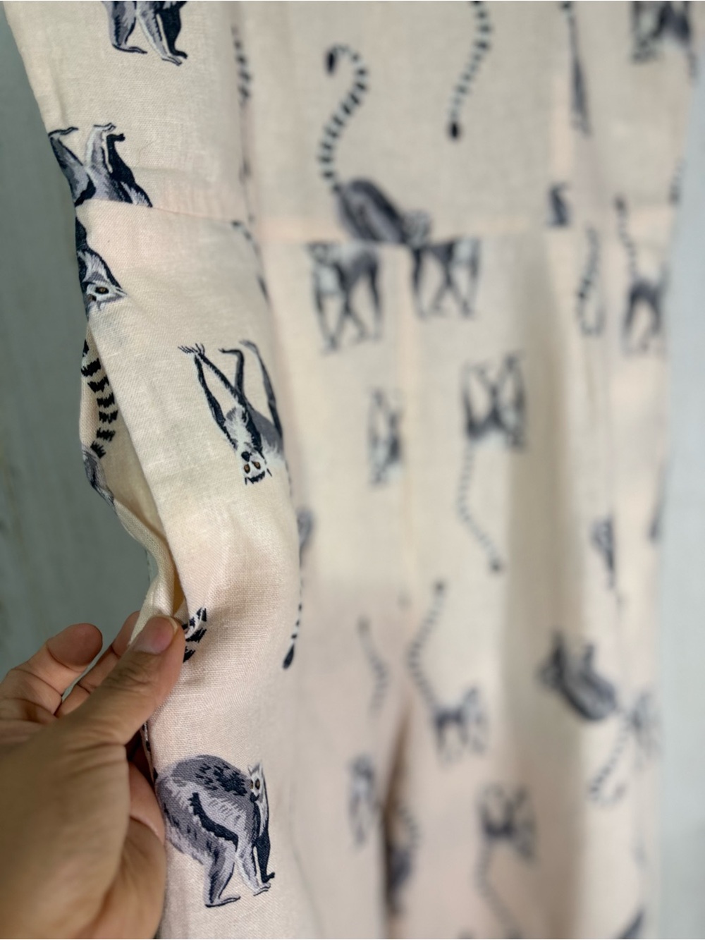 ModCloth Lemur Print Linen Blend Wide Leg Jumpsuit M - Picture 3 of 8